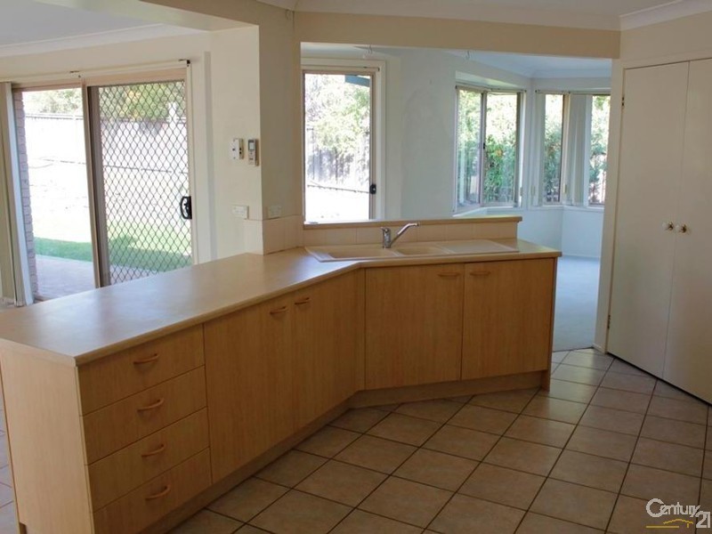 47 Wilton Dr, East Maitland NSW 2323