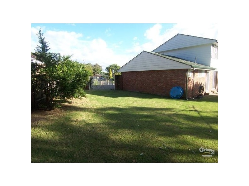 16 Malang Close, Ashtonfield NSW 2323