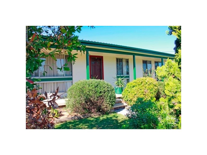 54 Wollombi Rd, Rutherford NSW 2320
