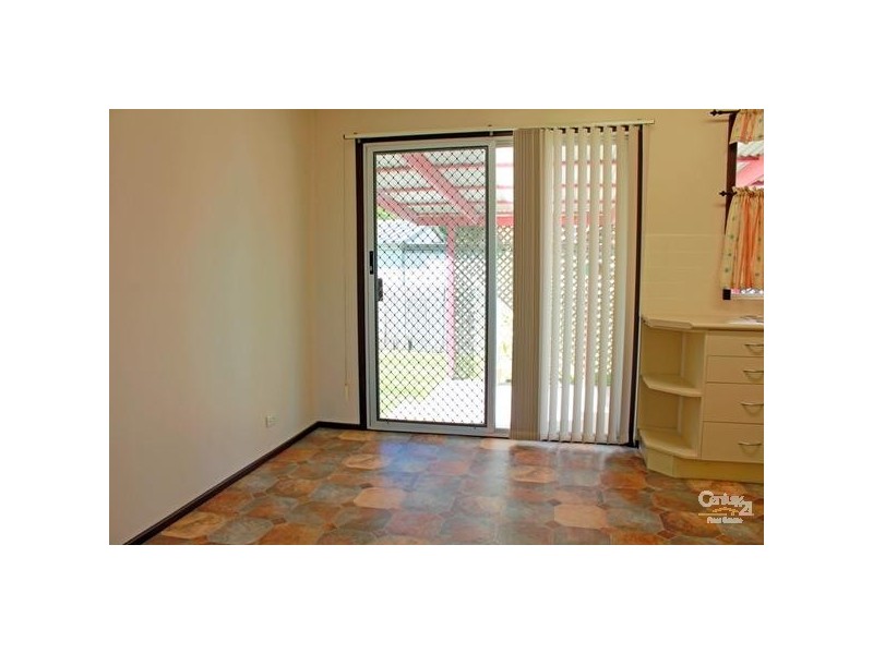 54 Wollombi Rd, Rutherford NSW 2320