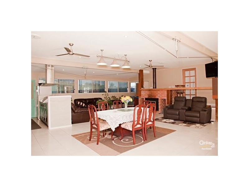 130 Wollombi Road, Farley NSW 2320