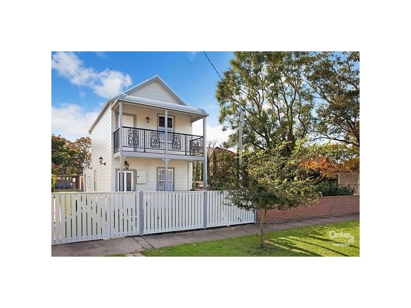 38 Roxburgh Street, Lorn NSW 2320