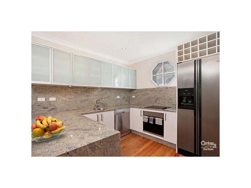 38 Roxburgh Street, Lorn NSW 2320