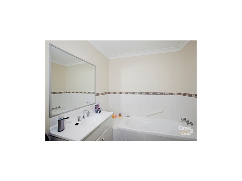 1 Waterford Close, Ashtonfield NSW 2323