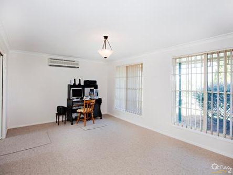 11 Turtle Avenue, Ashtonfield NSW 2323