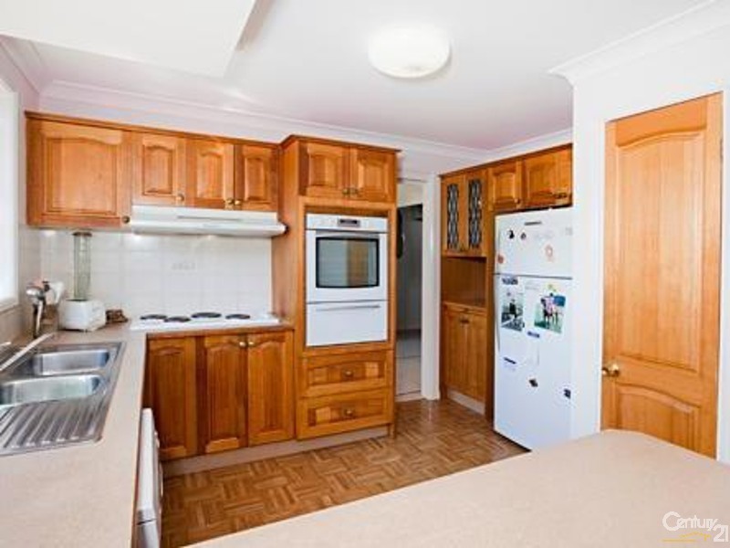 11 Turtle Avenue, Ashtonfield NSW 2323