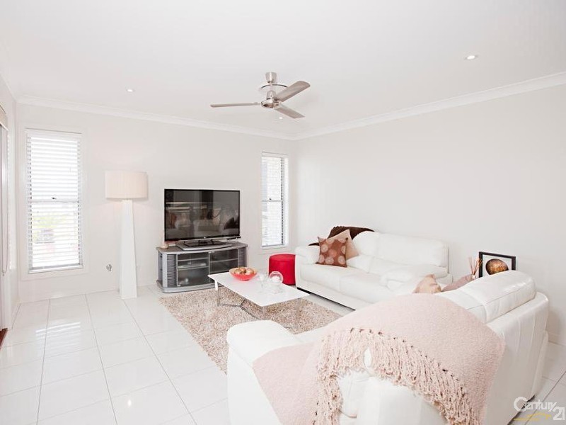 24 James Leslie Drive, Gillieston Heights NSW 2321