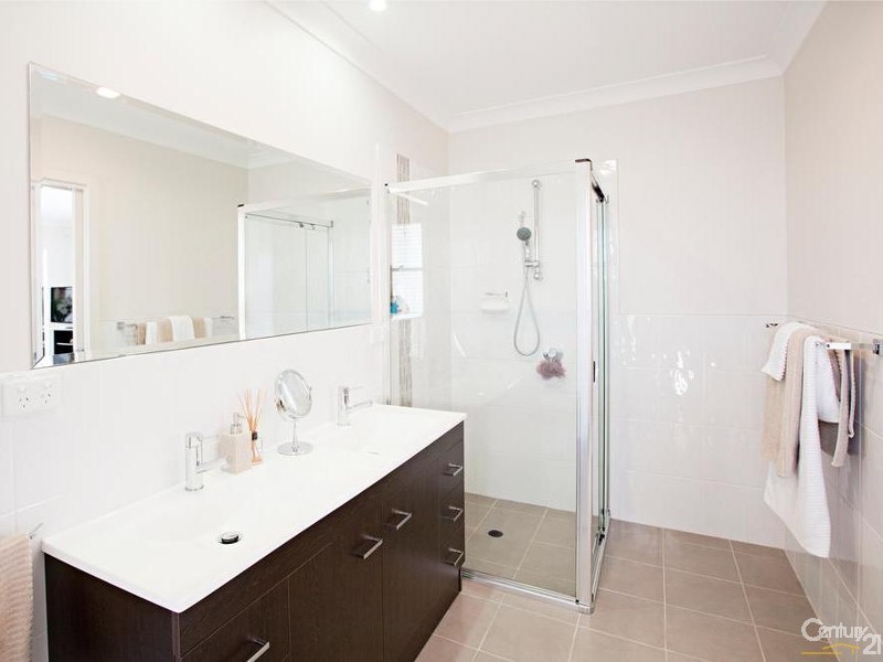 24 James Leslie Drive, Gillieston Heights NSW 2321