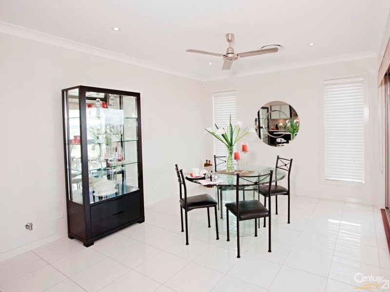 24 James Leslie Drive, Gillieston Heights NSW 2321