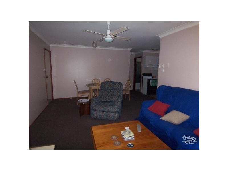 1/5 Justine Parade, Rutherford NSW 2320
