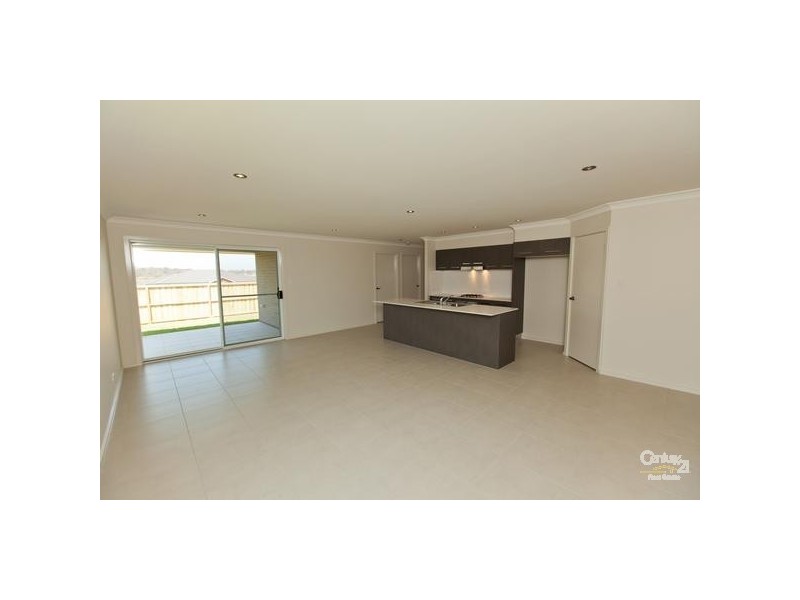 114 McKeachie Drive, Aberglasslyn NSW 2320