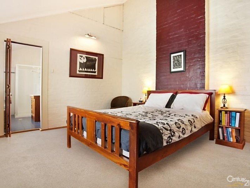 64  High Street, East Maitland NSW 2323