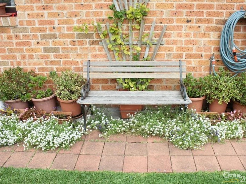 11 Stradbroke Avenue, Metford NSW 2323