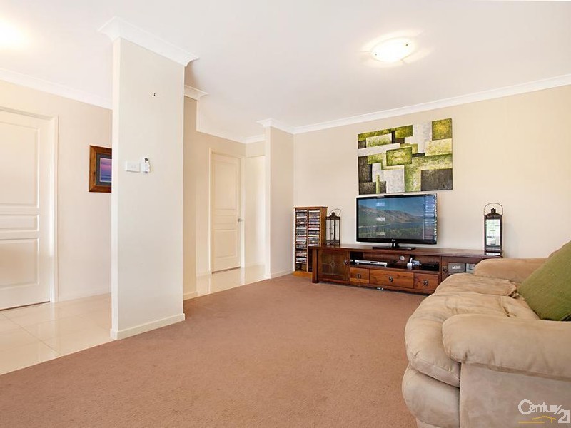 34 Clayton Crescent, Rutherford NSW 2320