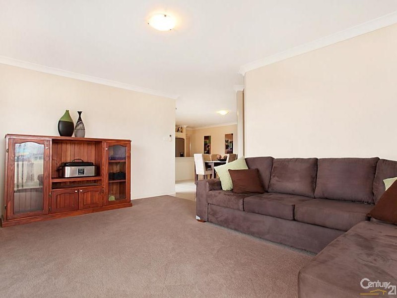 34 Clayton Crescent, Rutherford NSW 2320