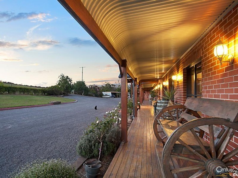 269 Lings Road, Black Hill NSW 2322