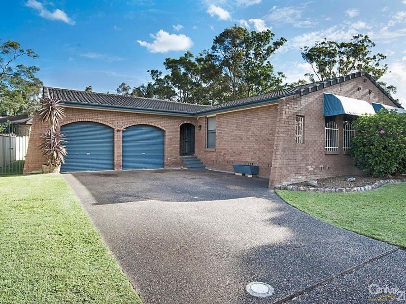 11 Stonehaven Drive, Metford NSW 2323