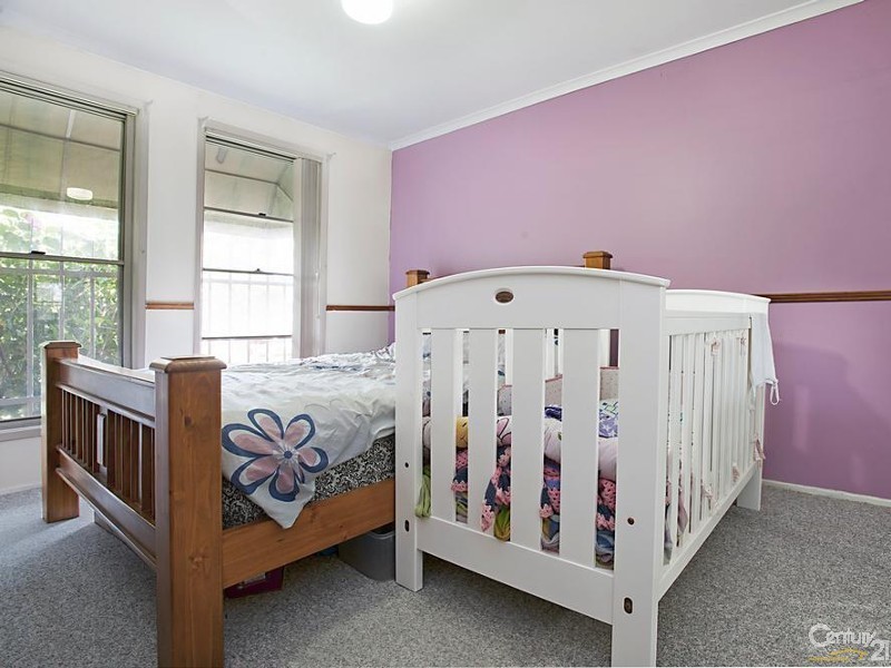 11 Stonehaven Drive, Metford NSW 2323