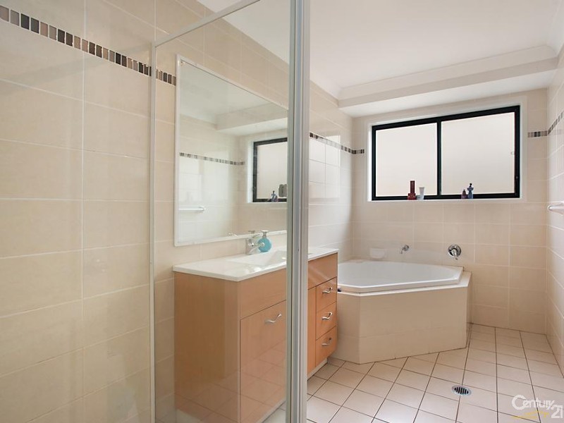 13 Cambrian Close, East Maitland NSW 2323