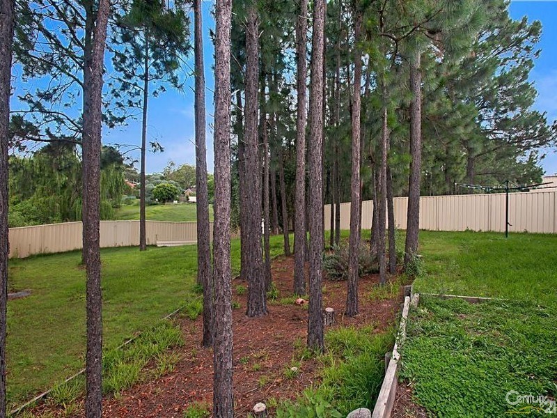 13 Cambrian Close, East Maitland NSW 2323