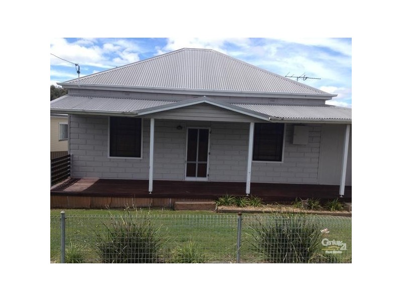 14 Sinclair Street, Tenambit NSW 2323
