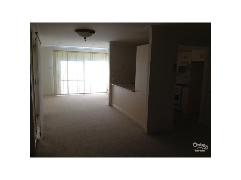 1/4 Luzon Close, Ashtonfield NSW 2323