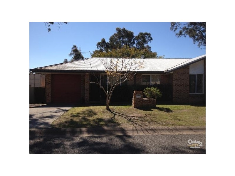 2/30 Eucalyptus Crescent, Metford NSW 2323