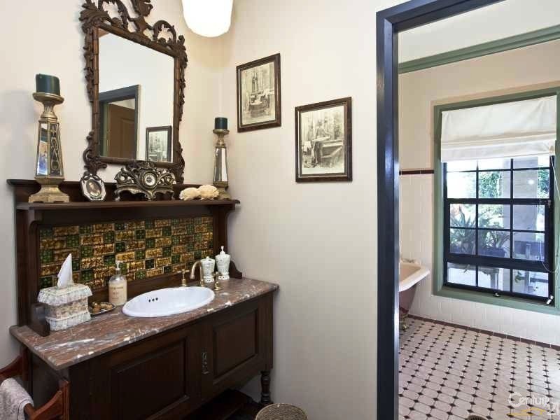 13 Aberglasslyn Lane, Aberglasslyn NSW 2320