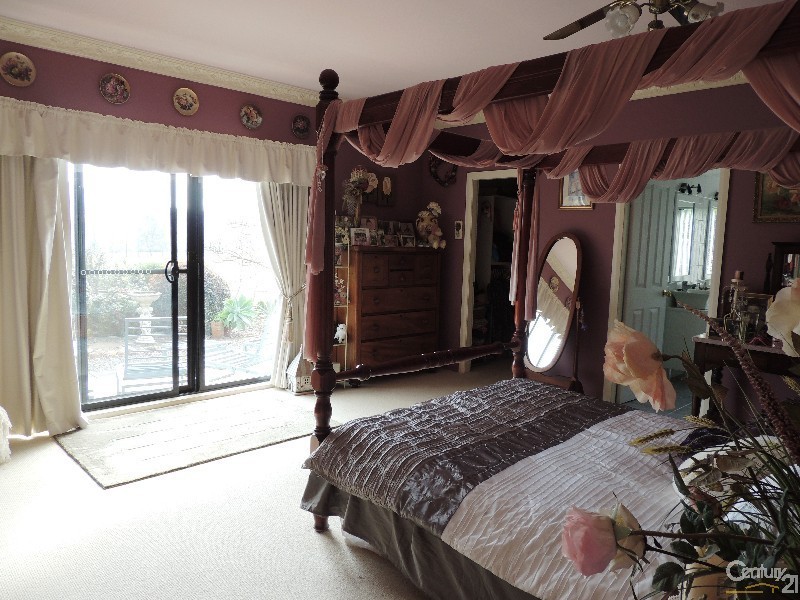 13 Aberglasslyn Lane, Aberglasslyn NSW 2320