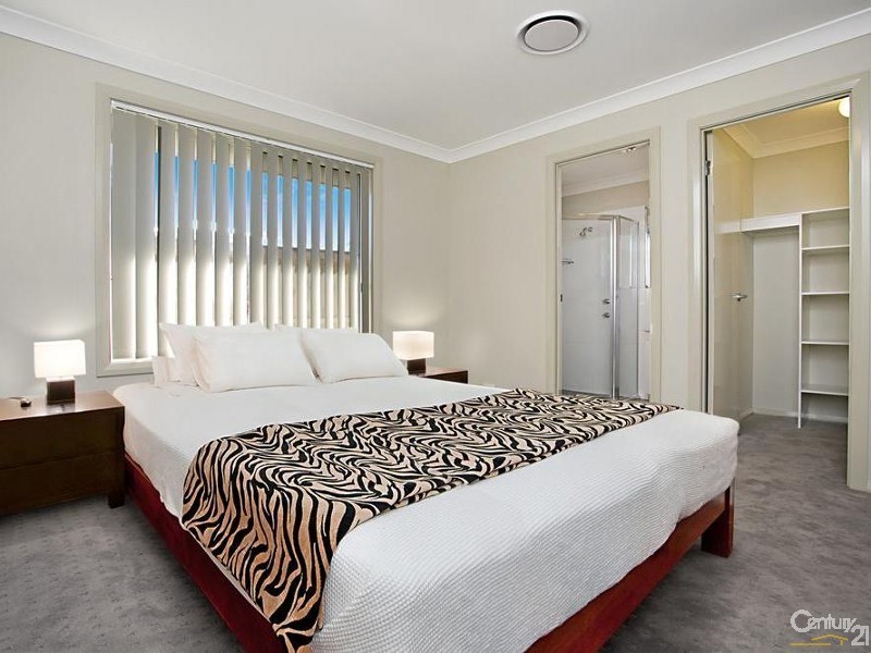 2 Oystercatcher Street, Aberglasslyn NSW 2320