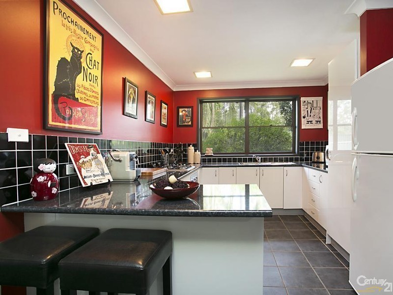 8 Dudley Close, Metford NSW 2323