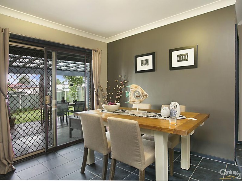 8 Dudley Close, Metford NSW 2323