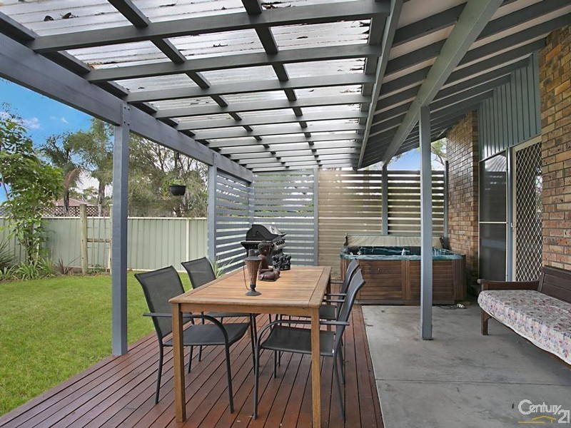 8 Dudley Close, Metford NSW 2323