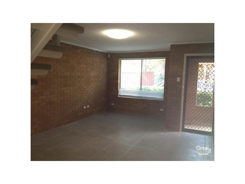 3/32 Wakehurst Crescent, Metford NSW 2323