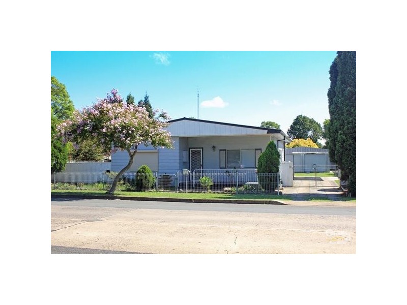 37 First Street, Weston NSW 2326