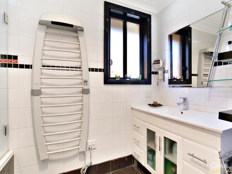 57 Crawford Avenue, Tenambit NSW 2323