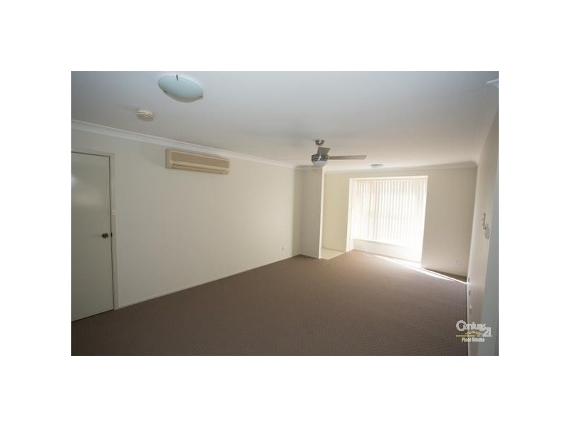 8/5 Justine Parade, Rutherford NSW 2320