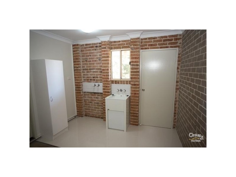 8/5 Justine Parade, Rutherford NSW 2320