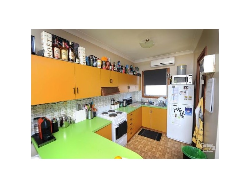 2/181 High Street, East Maitland NSW 2323