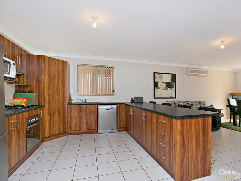 4 Ribbonwood Close, Largs NSW 2320