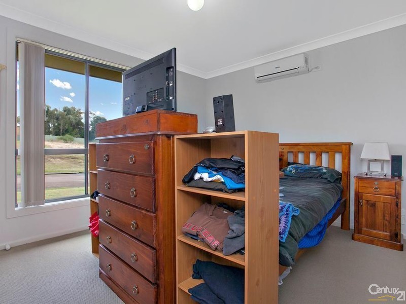 2/4 Cananga Court, Largs NSW 2320