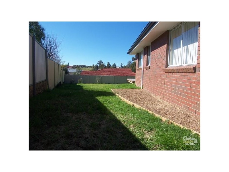 2/26 Stanley Close, Bolwarra Heights NSW 2320