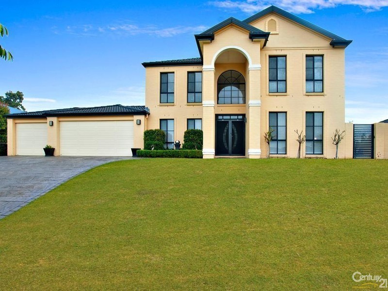 8 Tipperary Drive, Ashtonfield NSW 2323