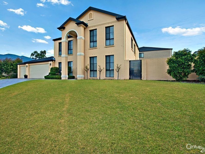 8 Tipperary Drive, Ashtonfield NSW 2323