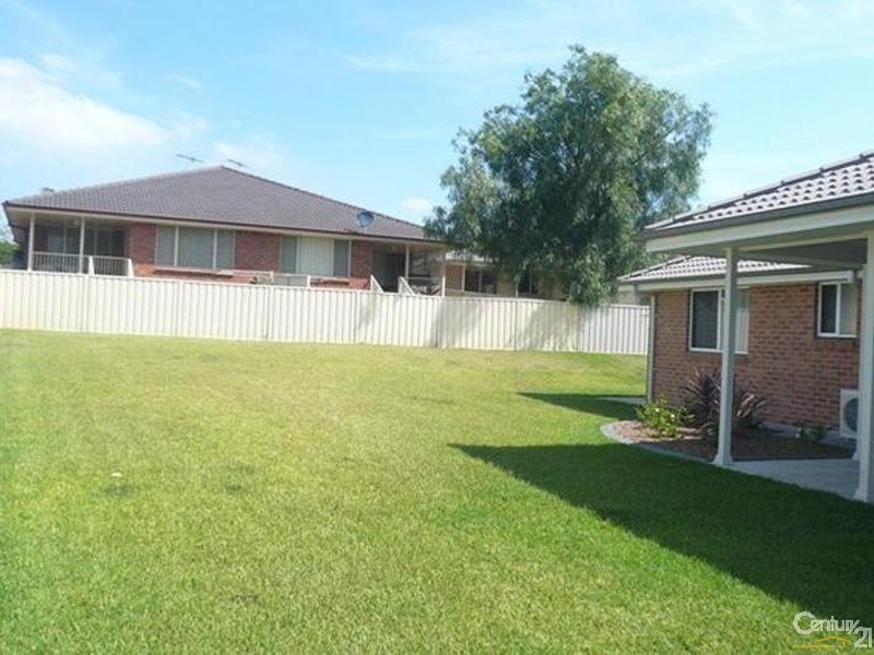 35 Beaufort Circuit, East Maitland NSW 2323