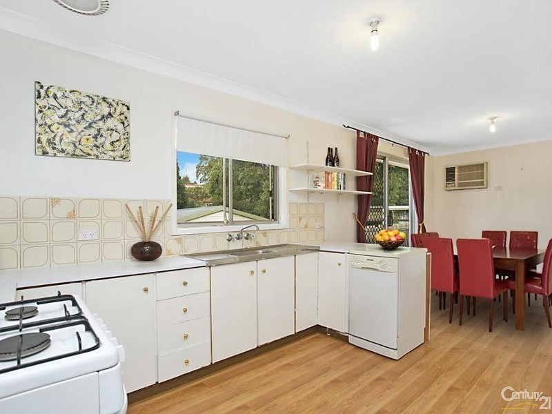 5 Unicomb Close, Rutherford NSW 2320