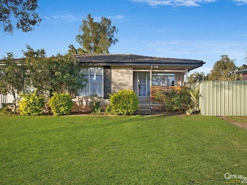 7 Cochrane Street, Tenambit NSW 2323