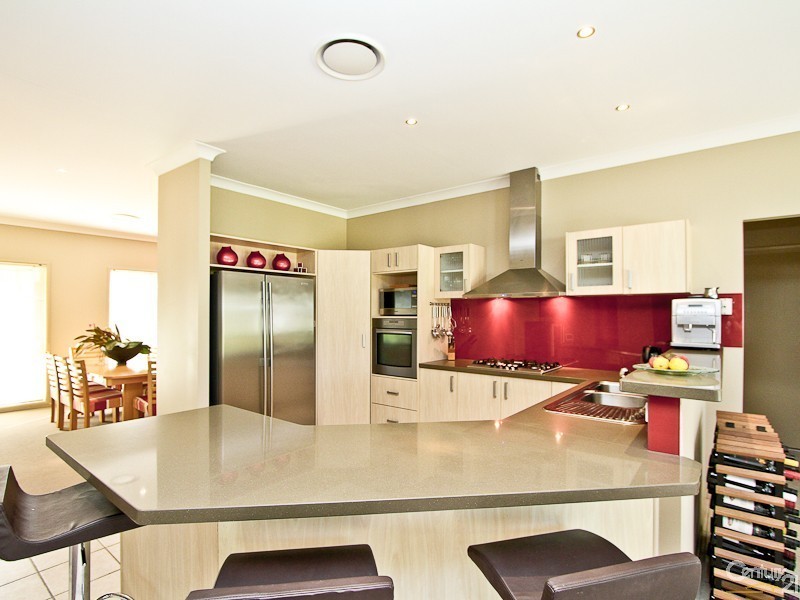 276 Somerset Drive, Thornton NSW 2322