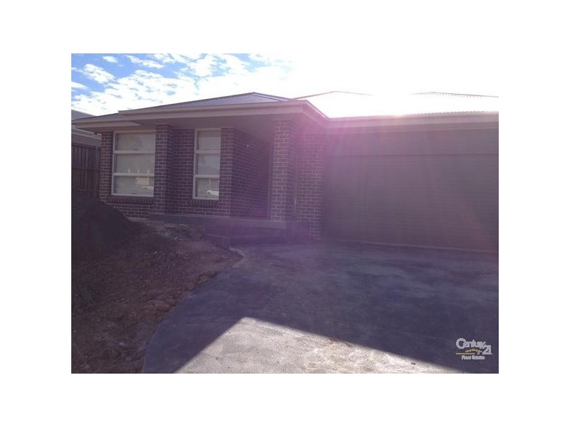8 Les Circuit, Gillieston Heights NSW 2321