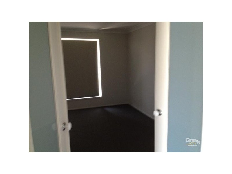 8 Les Circuit, Gillieston Heights NSW 2321